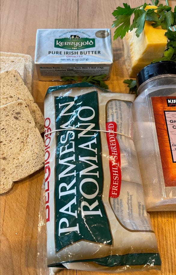 Keto Garlic Cheese Toast